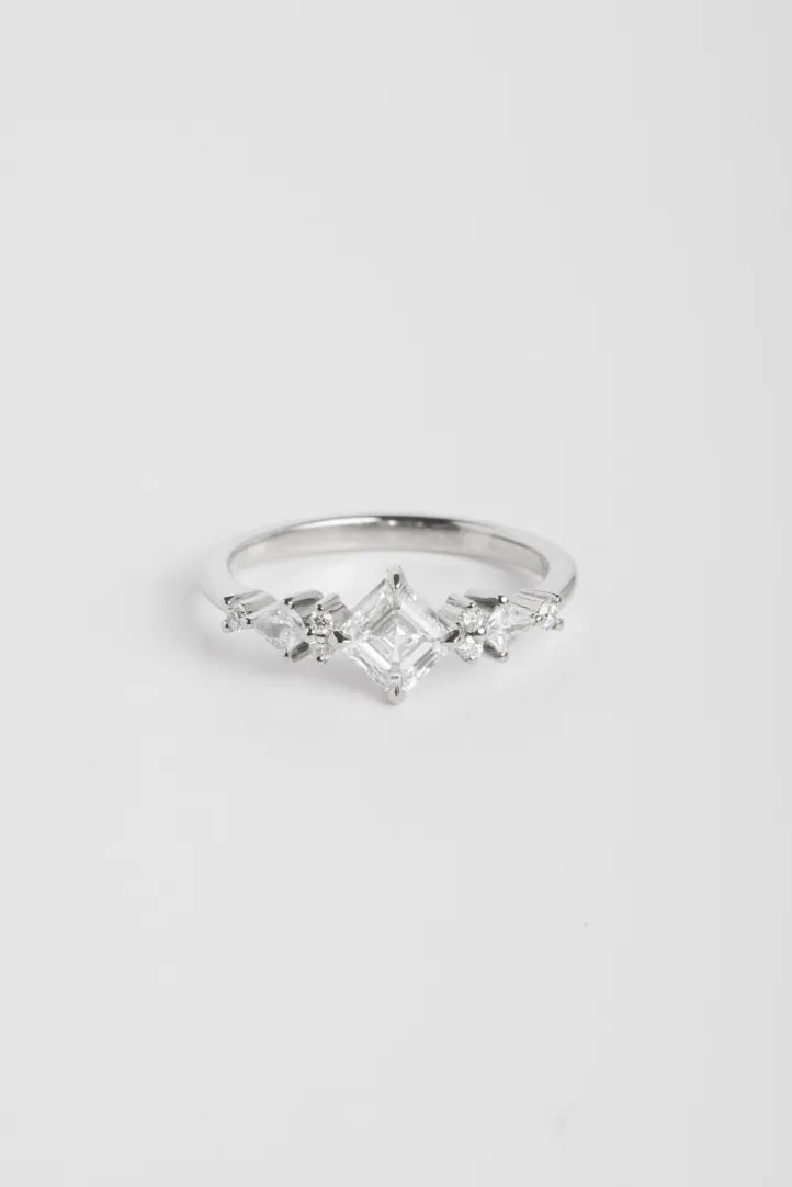 Bague Asscher XL en or blanc