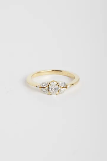 Ring Camille S in yellow gold