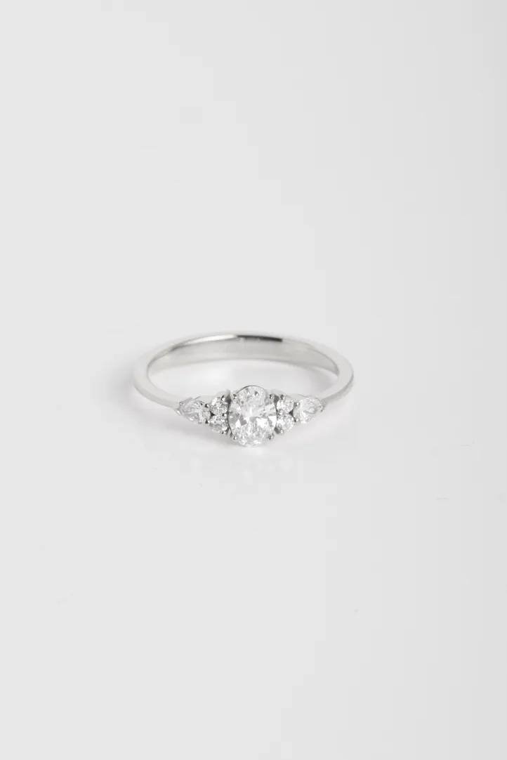 Bague Julie S en or blanc