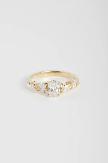 Ring Rania L in yellow gold